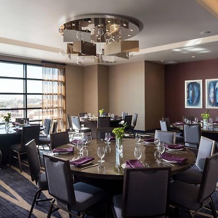 Courtyard By Marriott Phoenix Downtown Bagian luar foto