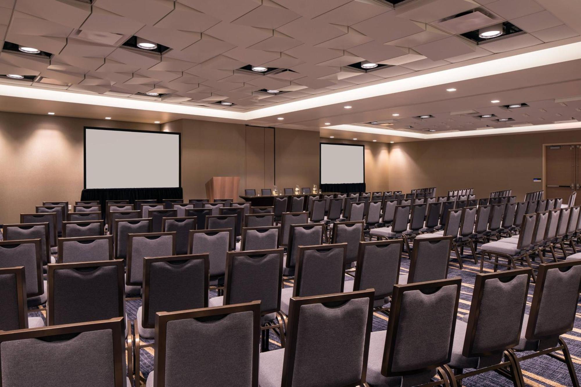 Courtyard By Marriott Phoenix Downtown Bagian luar foto