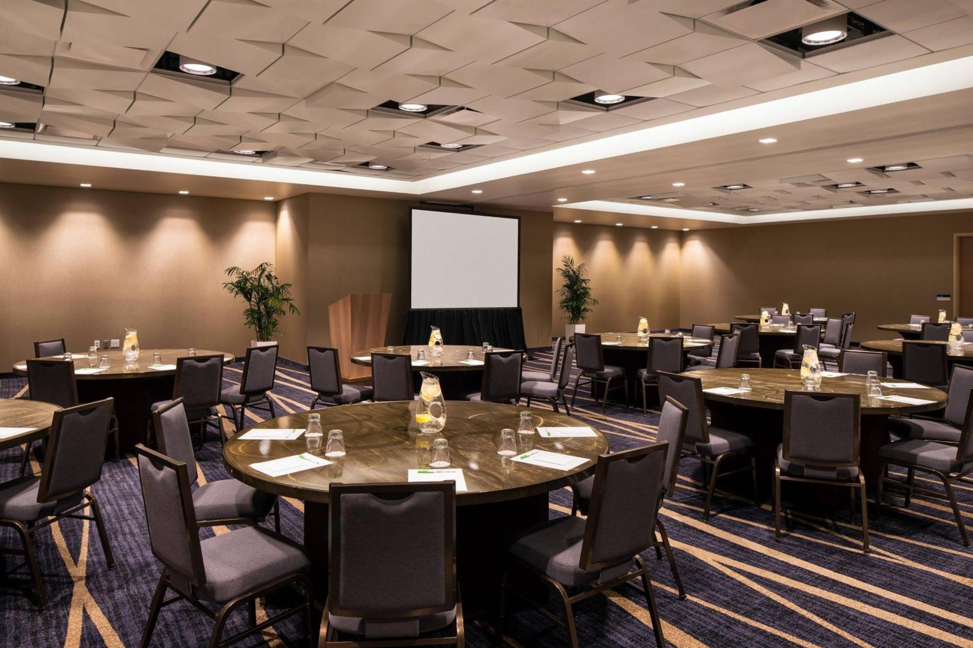 Courtyard By Marriott Phoenix Downtown Bagian luar foto