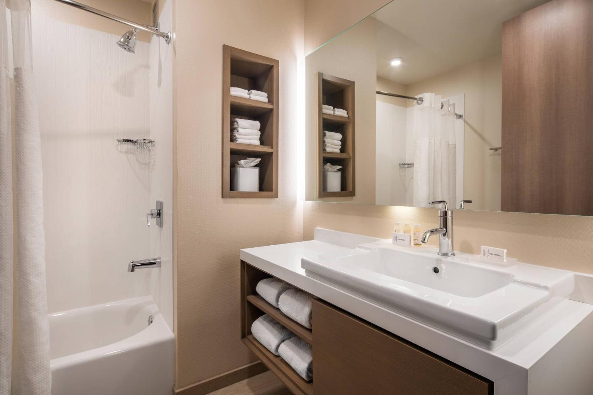 Courtyard By Marriott Phoenix Downtown Bagian luar foto