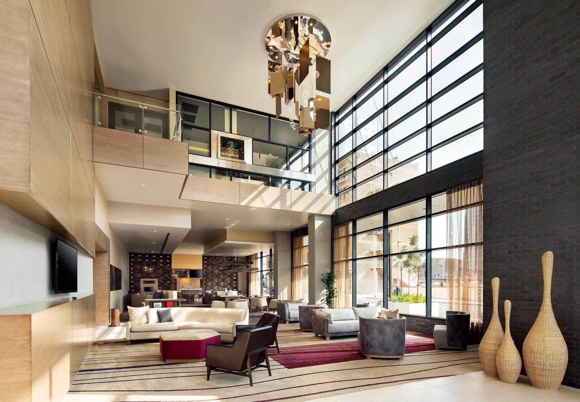 Courtyard By Marriott Phoenix Downtown Bagian luar foto