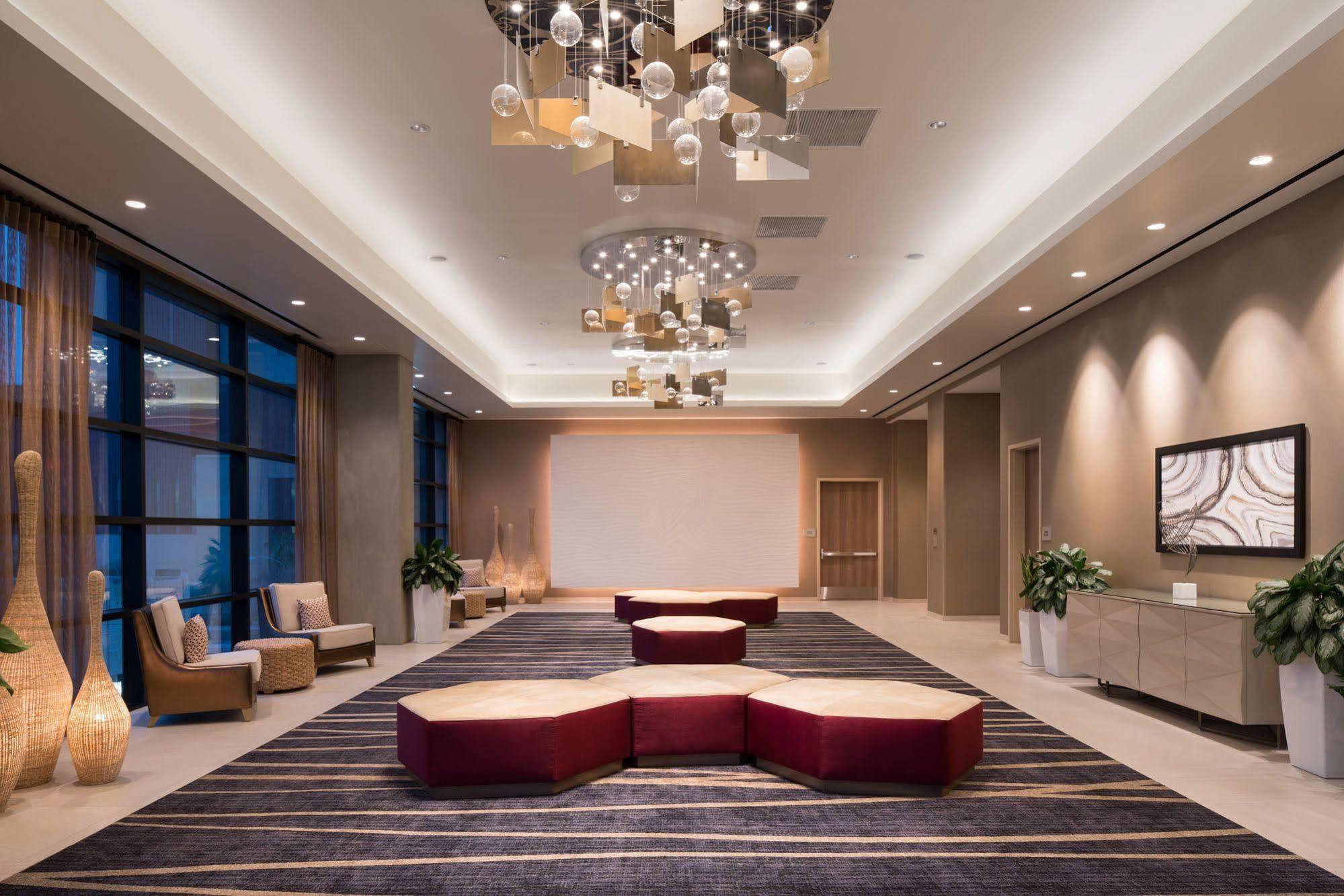 Courtyard By Marriott Phoenix Downtown Bagian luar foto